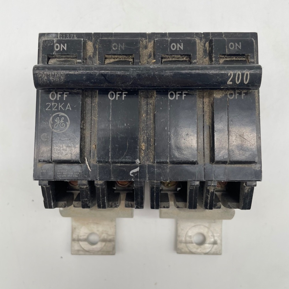 GE THQMV 200 Amp 2 Pole Main Circuit Breaker 22kA 120/240V RT-693 G1378